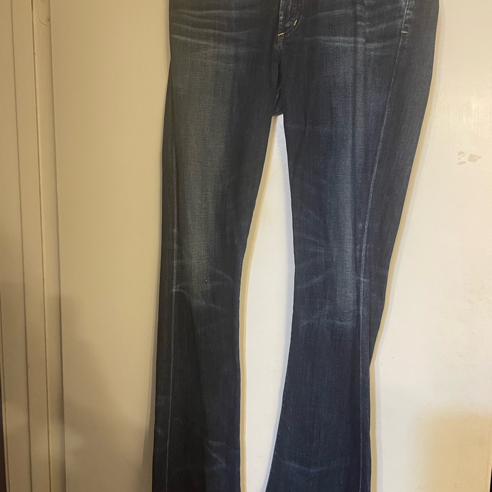 Citizens of humanity boot cut jean.